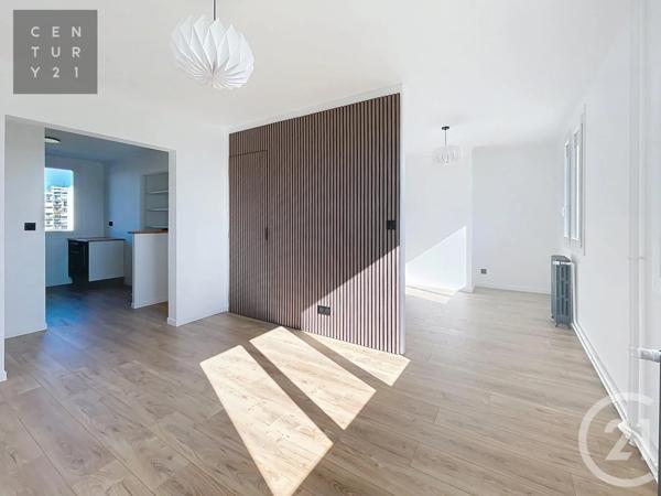 Appartement à vendre  3 pièces - 57,83 m 2   TROYES  - 10