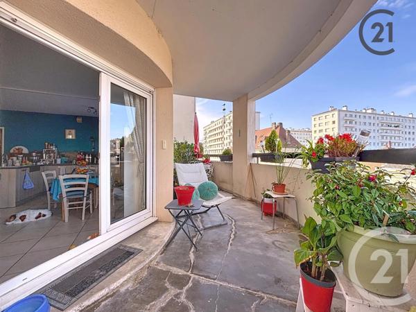 Appartement à vendre  3 pièces - 57,83 m 2   TROYES  - 10