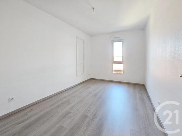 Appartement à vendre  3 pièces - 57,83 m 2   TROYES  - 10