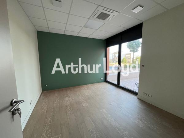 Bureaux Epron 71.61 m²