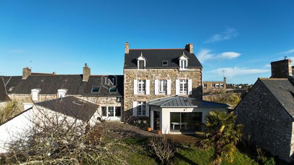 Maison bourgeoise dans la station balnéaire de Pléneuf-Val-André