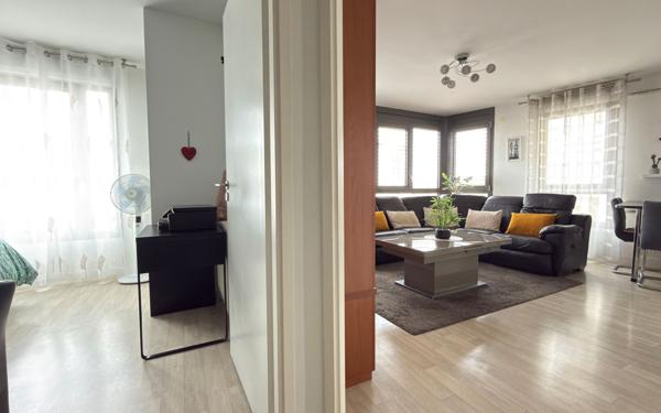 Appartement à vendre    2 pièces • 48,24 m2 Neuilly-sur-Marne