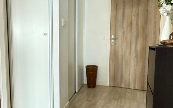 Appartement à vendre    2 pièces • 48,24 m2 Neuilly-sur-Marne