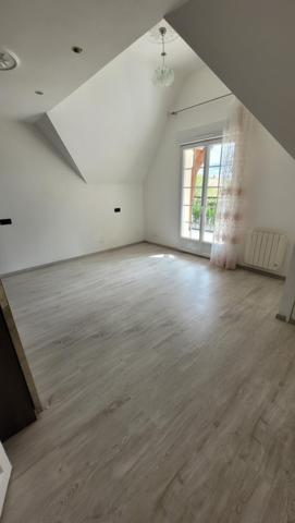 Pavillon de 122 m2 avec 3 chambres sur un terrain de 630 m2