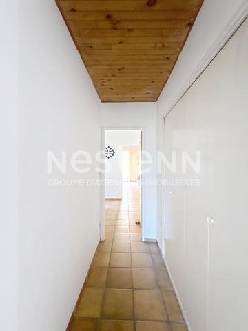 Charmante Maison de 178 m² + Local professionnel de 150 m² dans propriété avec terrain sur parcelle de 2566 m² à Portel-des-Corbières