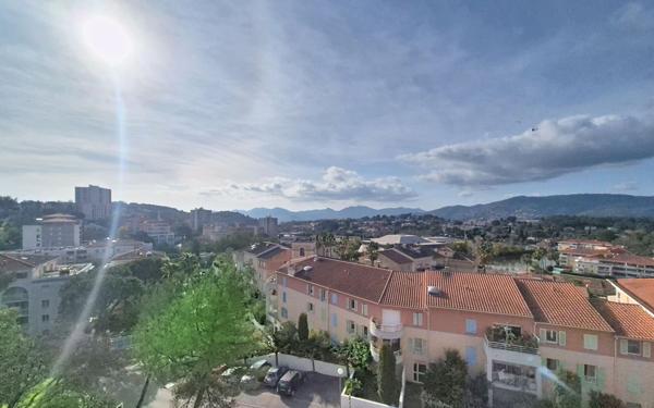 Appartement à vendre    3 pièces • 61,42 m2 Le Cannet