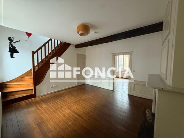 Location Appartement 3 pièces 80 m² - 14 RUE DE LA PAIX Charleville Mezieres 08000