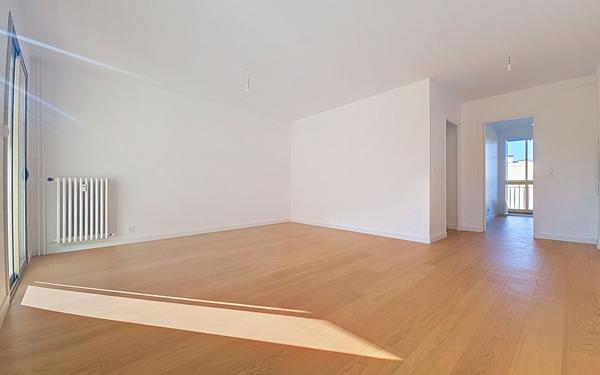 Appartement à vendre    4 pièces • 77 m2 Saint-Laurent-du-Var