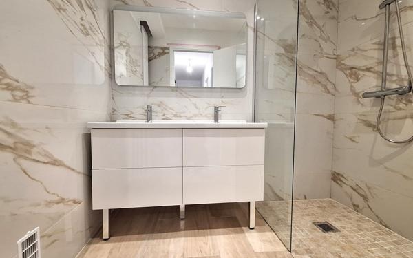 Appartement à vendre    4 pièces • 77 m2 Saint-Laurent-du-Var