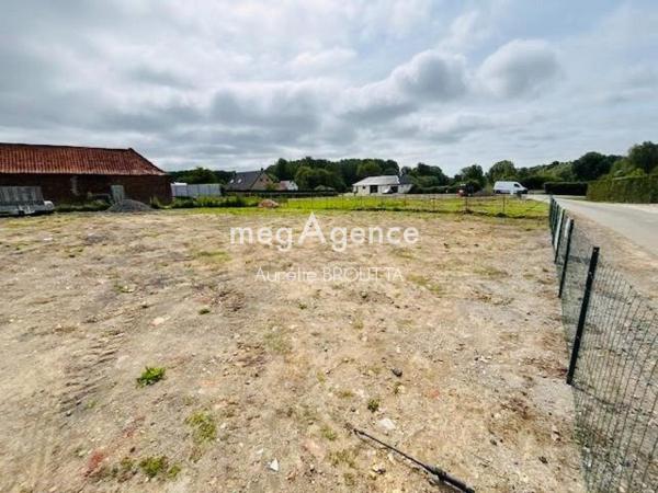 Terrain à AIRE-SUR-LA-LYS, 62120 - 2391m²