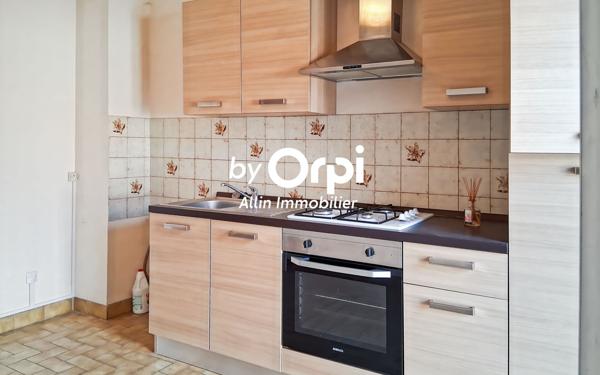 Appartement à vendre    2 pièces • 62,64 m2 Montluçon