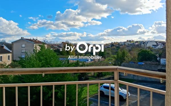 Appartement à vendre    2 pièces • 62,64 m2 Montluçon