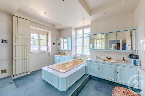 Maison à vendre  12 pièces - 374,51 m2 VITRE - 35