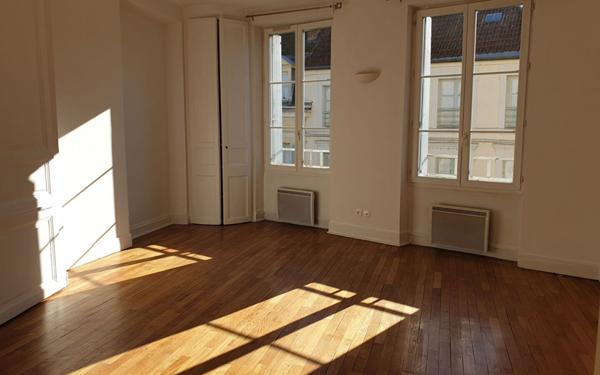 Appartement à louer    1 pièce • 36,17 m2 Melun