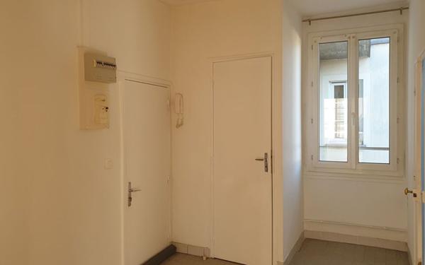Appartement à louer    1 pièce • 36,17 m2 Melun