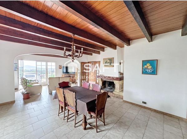 Maison T5, à 10 mn d’Ajaccio et 15 mn du magnifique Golfe de Lava .