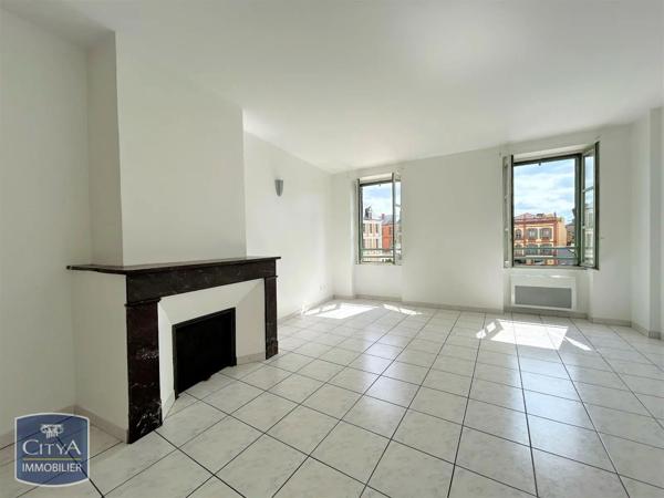 Appartement à louer 4 pièces 97m² Montauban (82000)