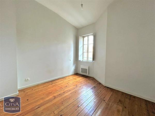 Appartement à louer 4 pièces 97m² Montauban (82000)