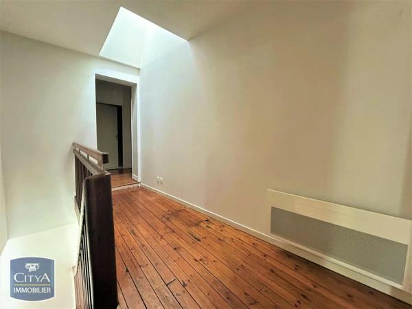 Appartement à louer 4 pièces 97m² Montauban (82000)
