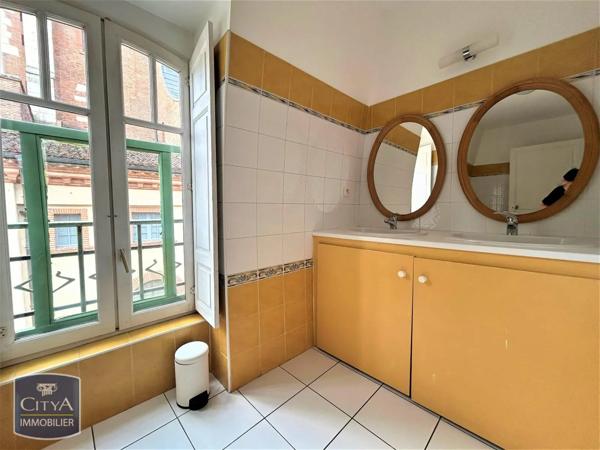 Appartement à louer 4 pièces 97m² Montauban (82000)