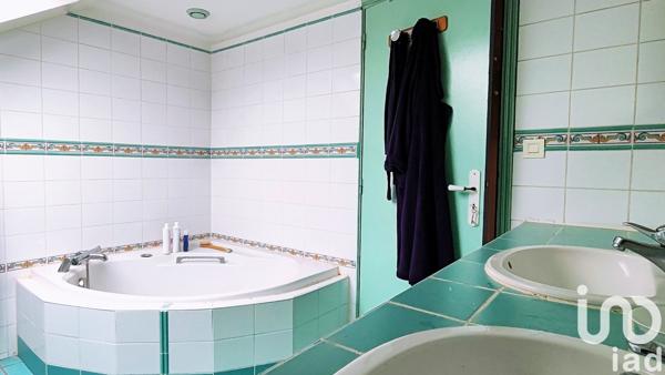 Maison 6 pièces de 126 m² à Saint-Jean-de-Braye (45800)