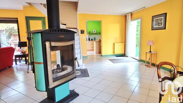 Maison 6 pièces de 126 m² à Saint-Jean-de-Braye (45800)