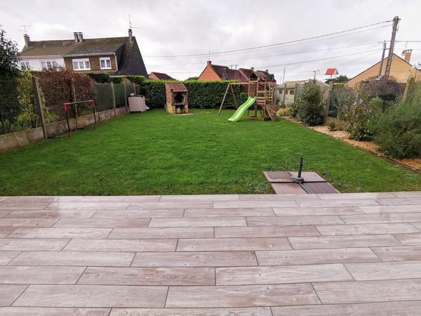 BELLE MAISON SEMI-INDIVIDUELLE 93 M2 3 CHAMBRES GARAGE PARKING JARDIN