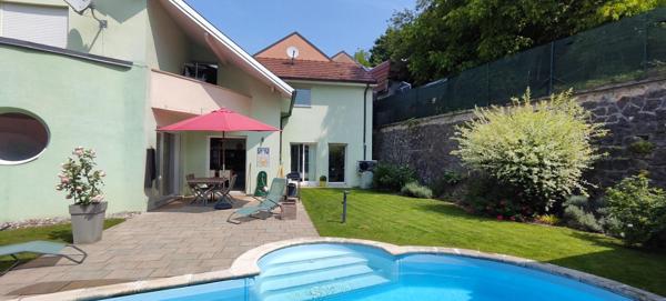 BELFORT CENTRE 90000 : Maison d'architecte 5 pièces 183 m2 avec piscine