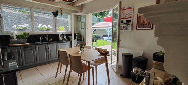 BELFORT CENTRE 90000 : Maison d'architecte 5 pièces 183 m2 avec piscine