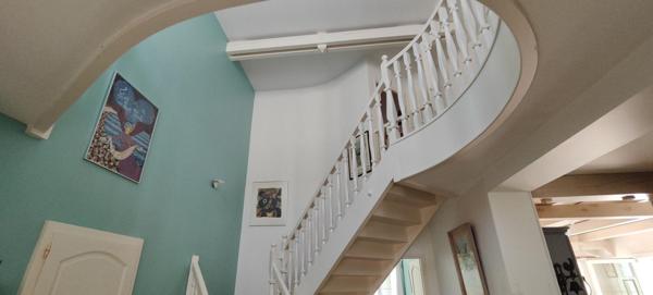 BELFORT CENTRE 90000 : Maison d'architecte 5 pièces 183 m2 avec piscine