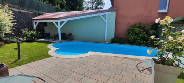 BELFORT CENTRE 90000 : Maison d'architecte 5 pièces 183 m2 avec piscine