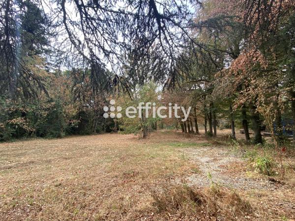 Appartement
         4 pièces
        - 105 m² 287 550 € *