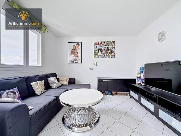 Vente                                                      Appartement
                        
                     4 pièces                      81 m2                     à Eaubonne