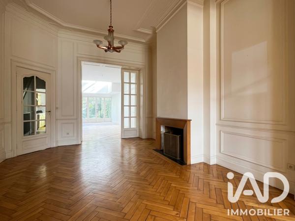 Maison à vendre 10 pièces 270 m² Tourcoing