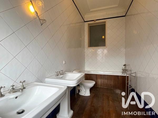 Maison à vendre 10 pièces 270 m² Tourcoing