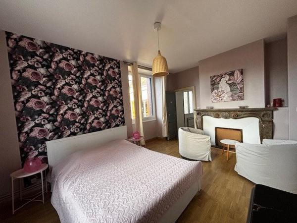 Belle maison de caractère au potentiel multiple