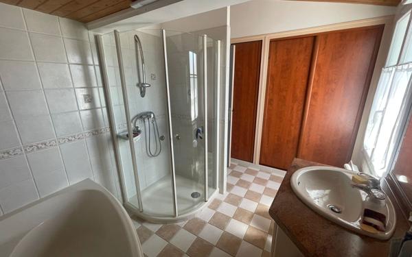 Maison à vendre    4 pièces •  Le Bois-Plage-en-Ré