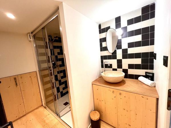 Appartement à louer 1 045 € CC Biarritz 2 p 52 m² DPE C