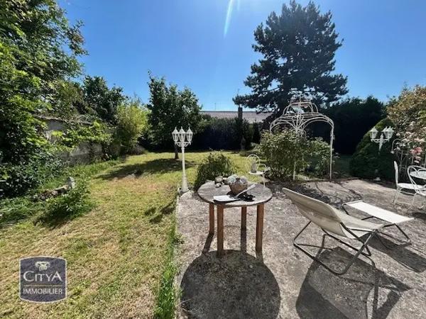 Maison à vendre 9 pièces 202.3m² Trilport (77470)