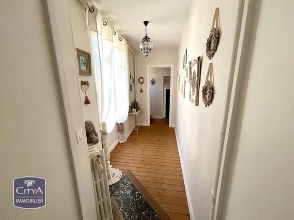 Maison à vendre 9 pièces 202.3m² Trilport (77470)