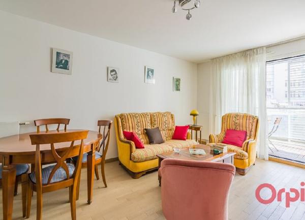 Appartement à vendre    2 pièces • 46,10 m2 Paris 14