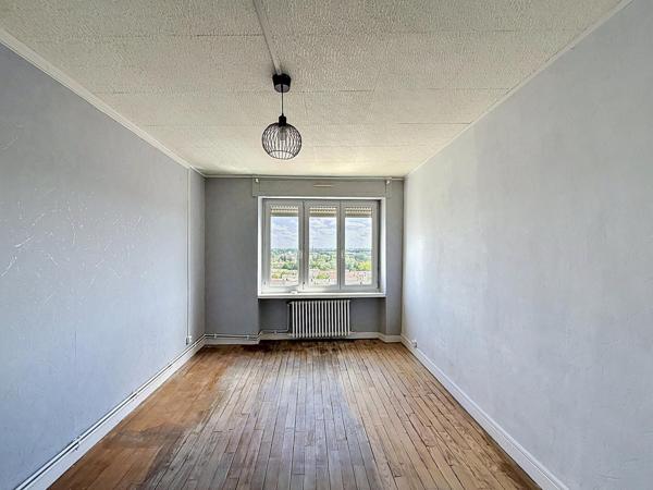 Appartement T3 73m² – Beau potentiel – Metz Vallières