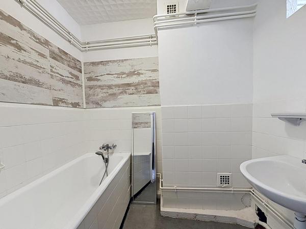 Appartement T3 73m² – Beau potentiel – Metz Vallières