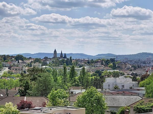Appartement T3 73m² – Beau potentiel – Metz Vallières