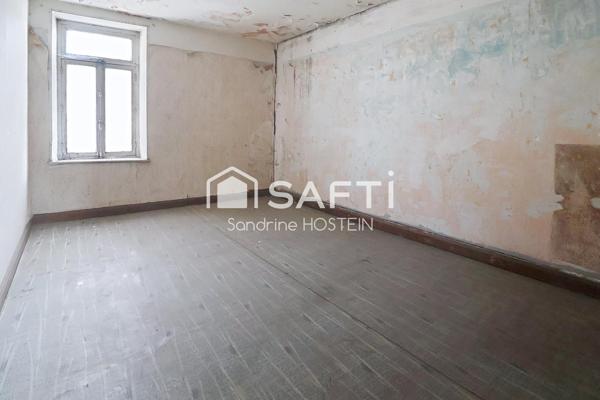 Maison de 265m2 habitables avec 11 chambres!