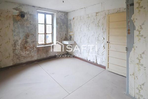 Maison de 265m2 habitables avec 11 chambres!