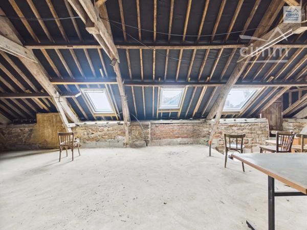 Cimm Immobilier Bréal-sous-Montfort vous propose à la vente ce bar/restaurant sur la commune de Montfort-sur-Meu.