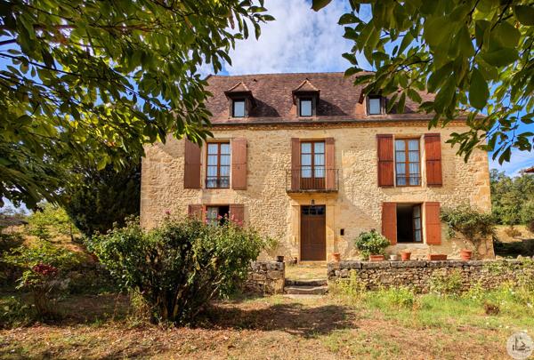 Maison, Dépendances, Proche centre-ville de Sarlat