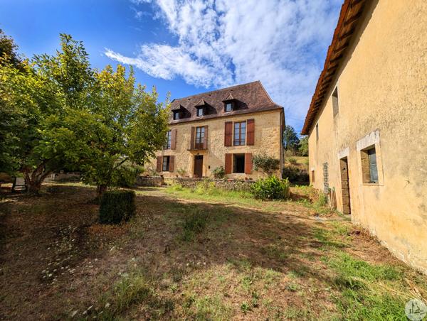 Maison, Dépendances, Proche centre-ville de Sarlat