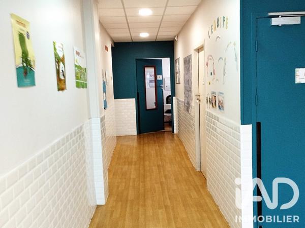 Murs commerciaux  à vendre 490 m² Paris 17